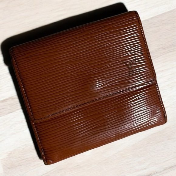 Louis  Vuitton Epi Compact Wallet - Picture 1 of 9